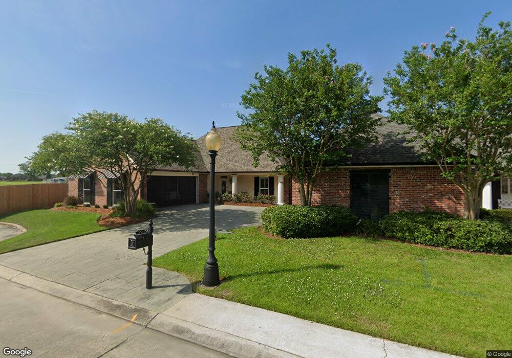 392 Sugar Mill Courtyard, Houma, LA 70360 - photo 1