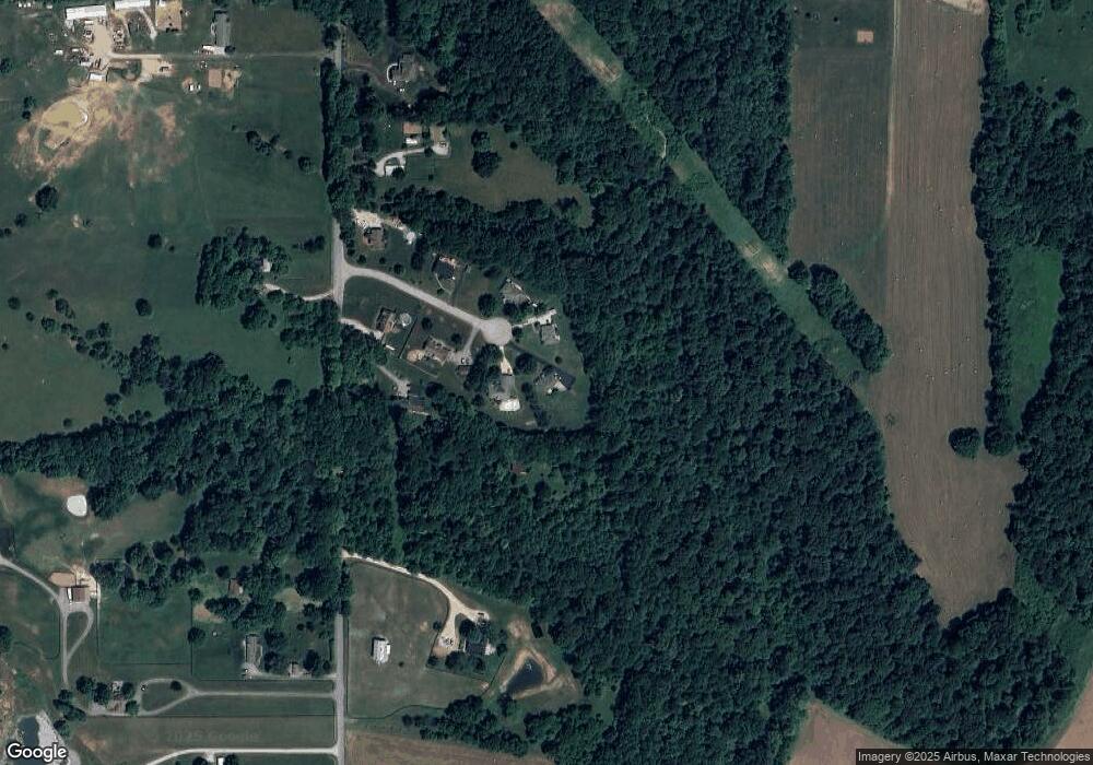 9401 Hunters Ridge Dr, Georgetown, IN 47122 - photo 1