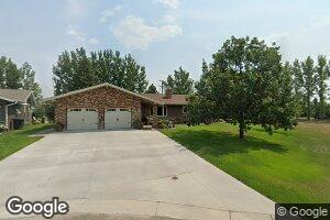 1617 Garfield St, Harvey, ND 58341