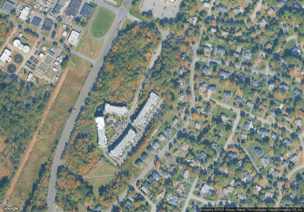 5307 Pointe Gate Dr, Livingston, NJ 07039 - photo 1