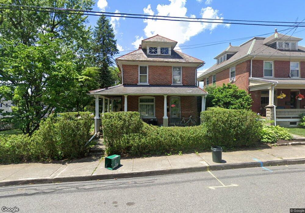 208 N 4th St, Emmaus, PA 18049 - photo 1