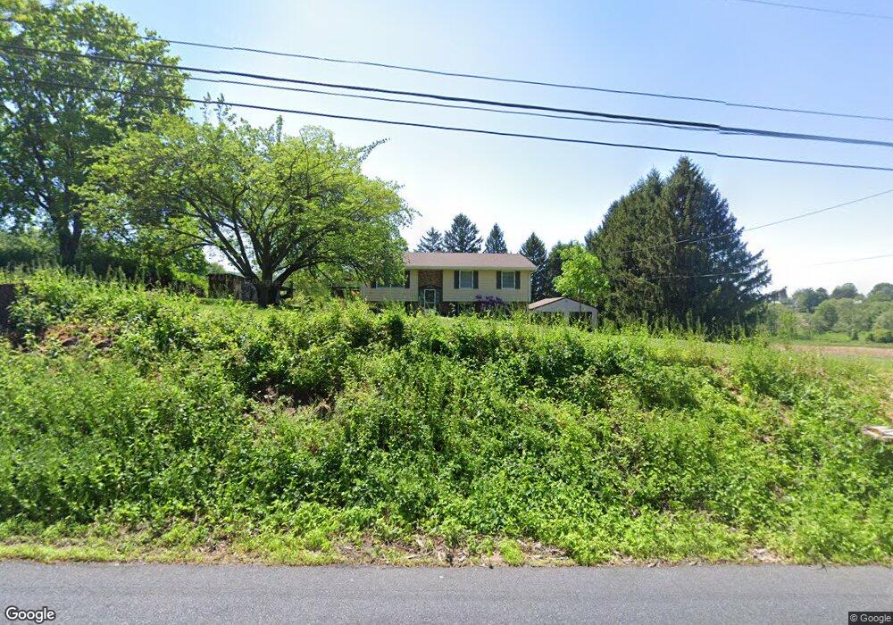 110 Unionville Rd, Douglassville, PA 19518 - photo 1