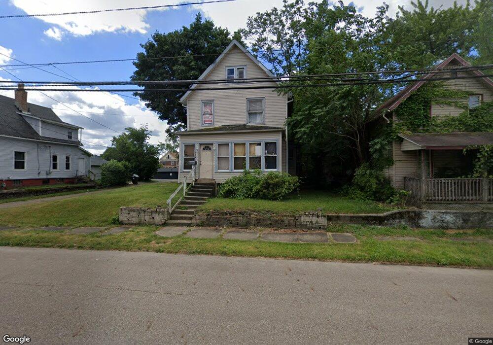 1418 2nd St NE, Canton, OH 44704 - photo 1