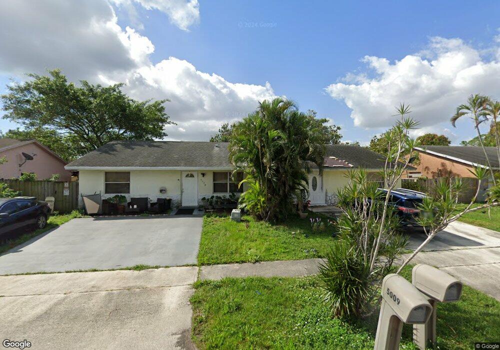 5007 Pimlico Ct, West Palm Beach, FL 33415 - photo 1
