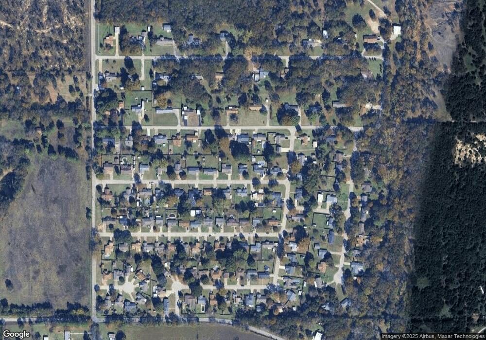 3133 Woodside Dr, Ardmore, OK 73401 - photo 1