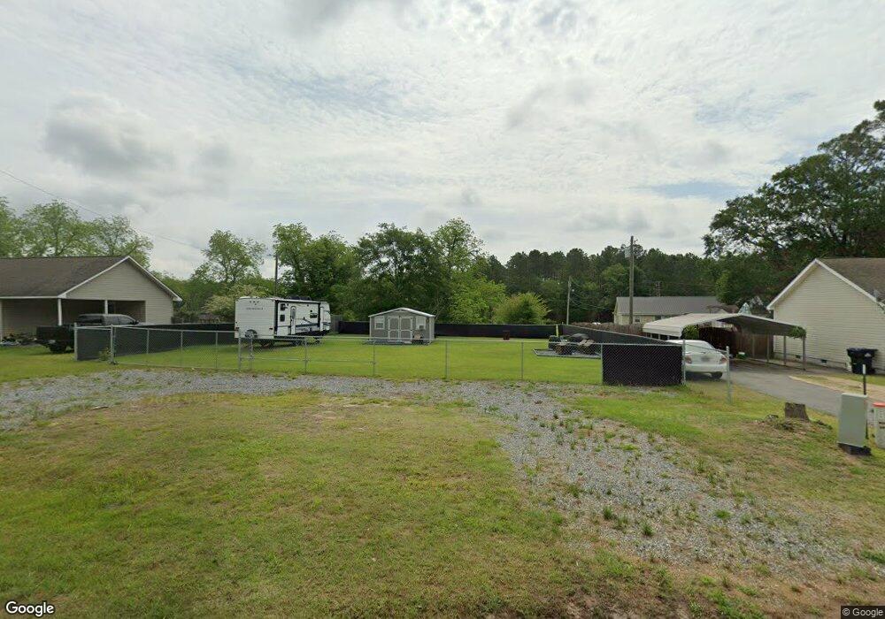 152 Royal Ct, Fitzgerald, GA 31750 - photo 1