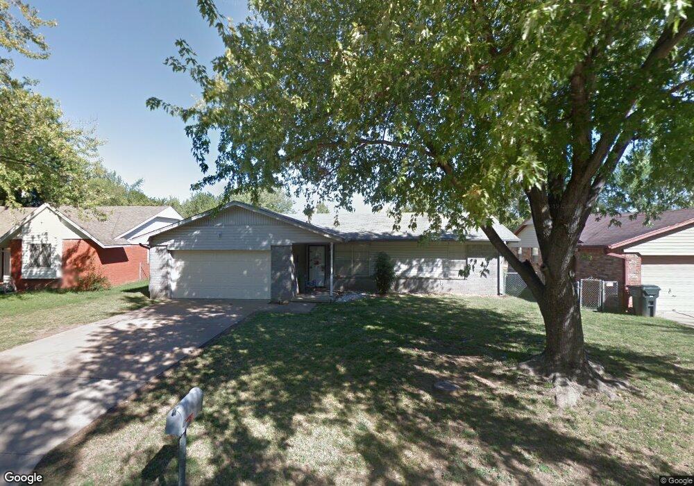 1120 W School Ct, Claremore, OK 74017 - photo 1