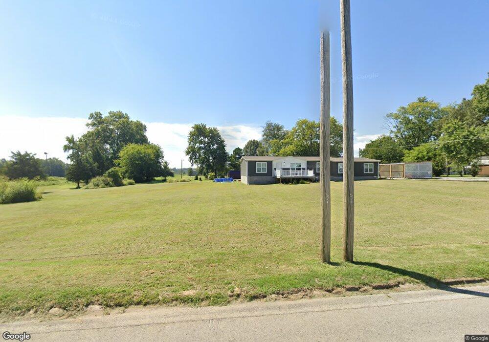 1513 Dorris Heights Rd, Harrisburg, IL 62946 - photo 1