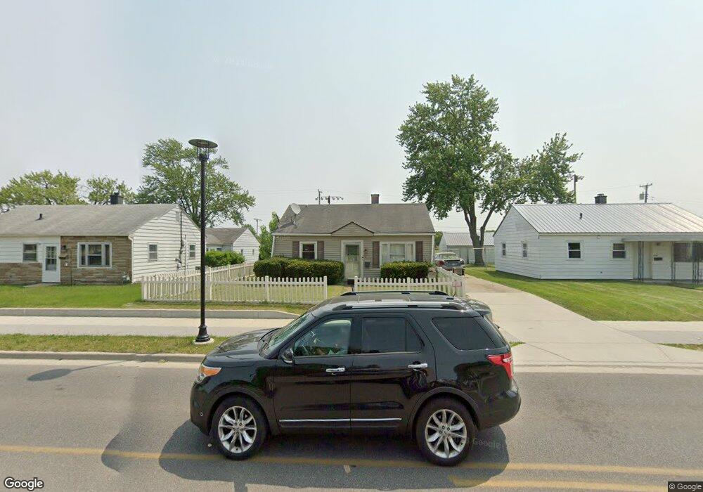 1912 Benham Ave, Elkhart, IN 46516 - photo 1