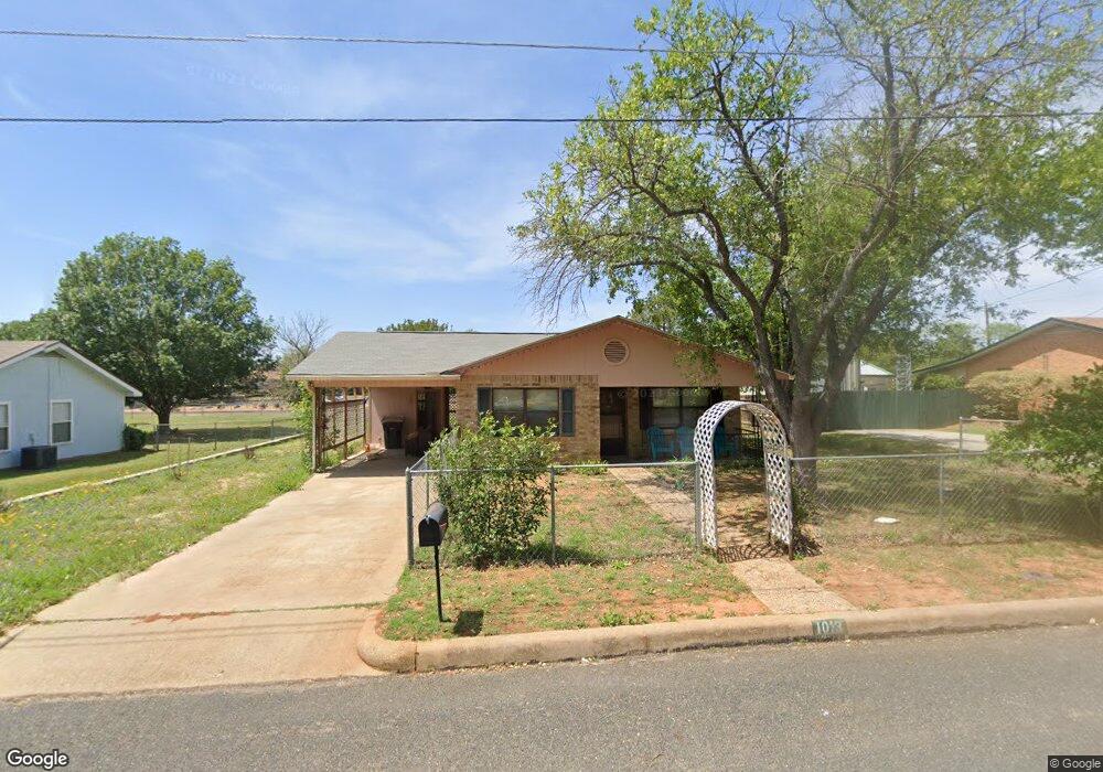 103 E Grothe St, Fredericksburg, TX 78624 - photo 1