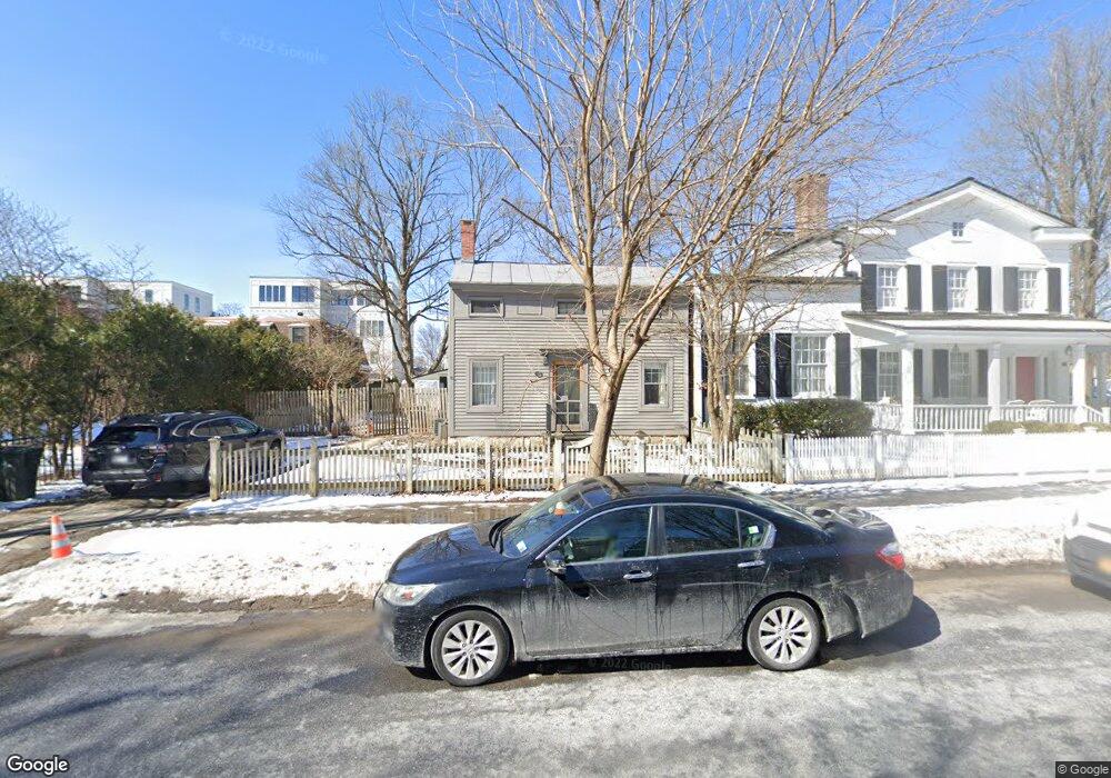 47 Franklin St, Saratoga Springs, NY 12866 - photo 1