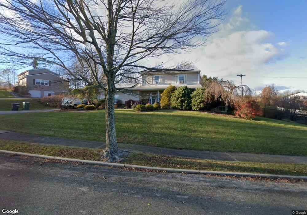 132 Neptune Dr, Monroe, NY 10950 - photo 1