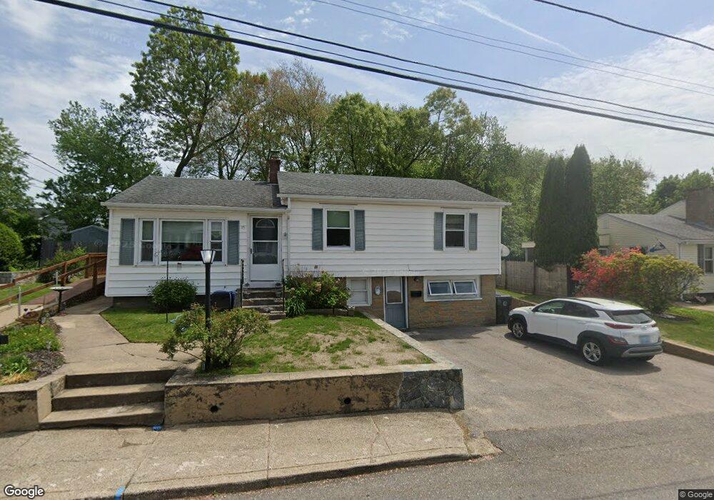 15 Vincenzo Dr, West Warwick, RI 02893 - photo 1