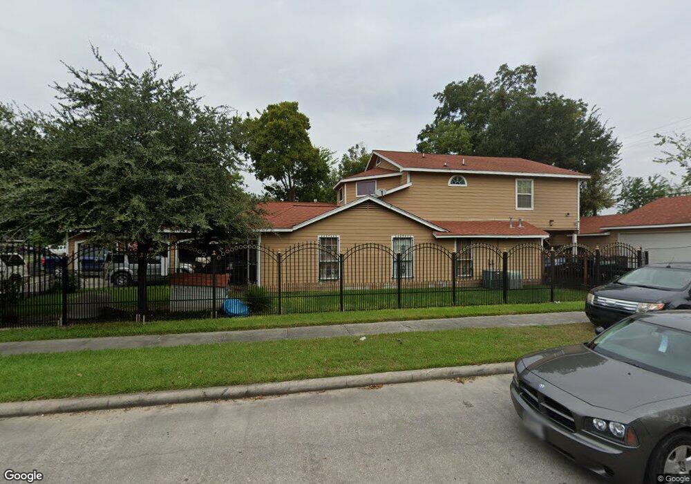 11002 Bentley St, Houston, TX 77093 - photo 1