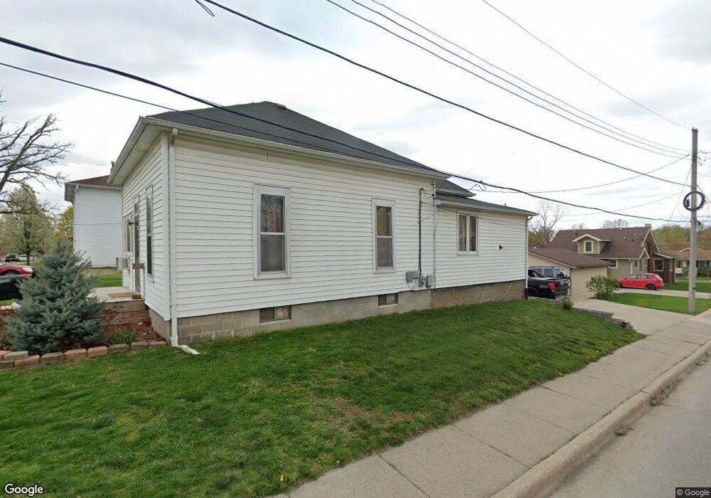 501 E 3rd St S, Newton, IA 50208 - photo 1