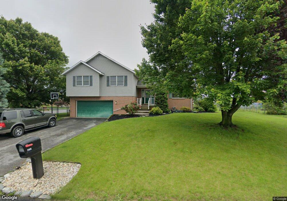 366 Cosell Dr, Chambersburg, PA 17201 - photo 1