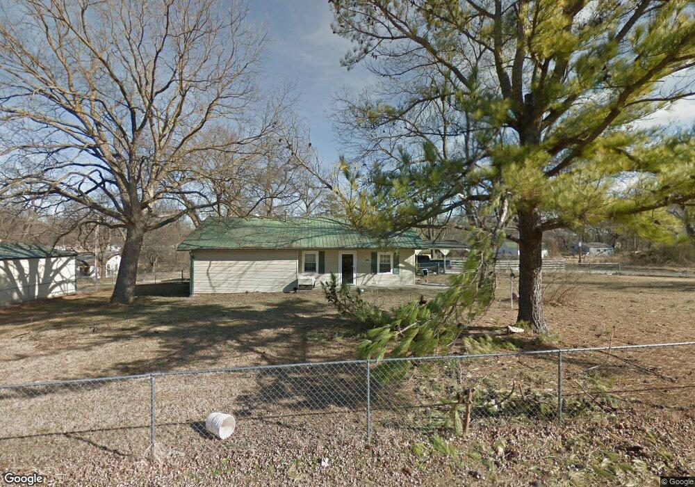 1503 N Kern Ave, Okmulgee, OK 74447 - photo 1