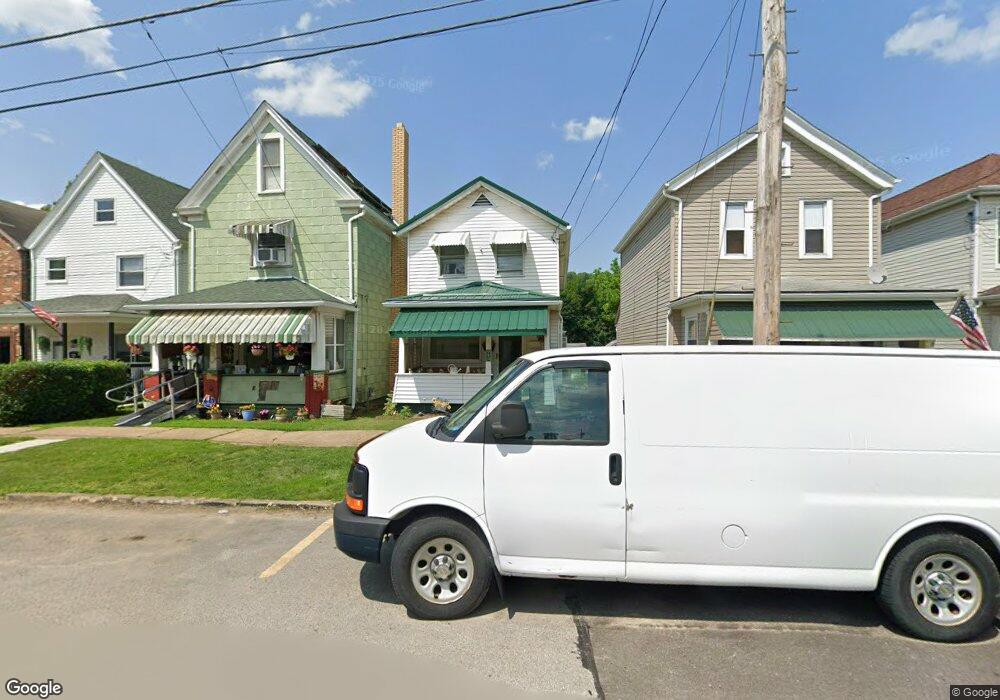 229 Sherman Ave, Vandergrift, PA 15690 - photo 1