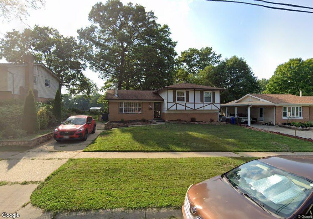 14316 Blackmon Dr, Rockville, MD 20853 - photo 1