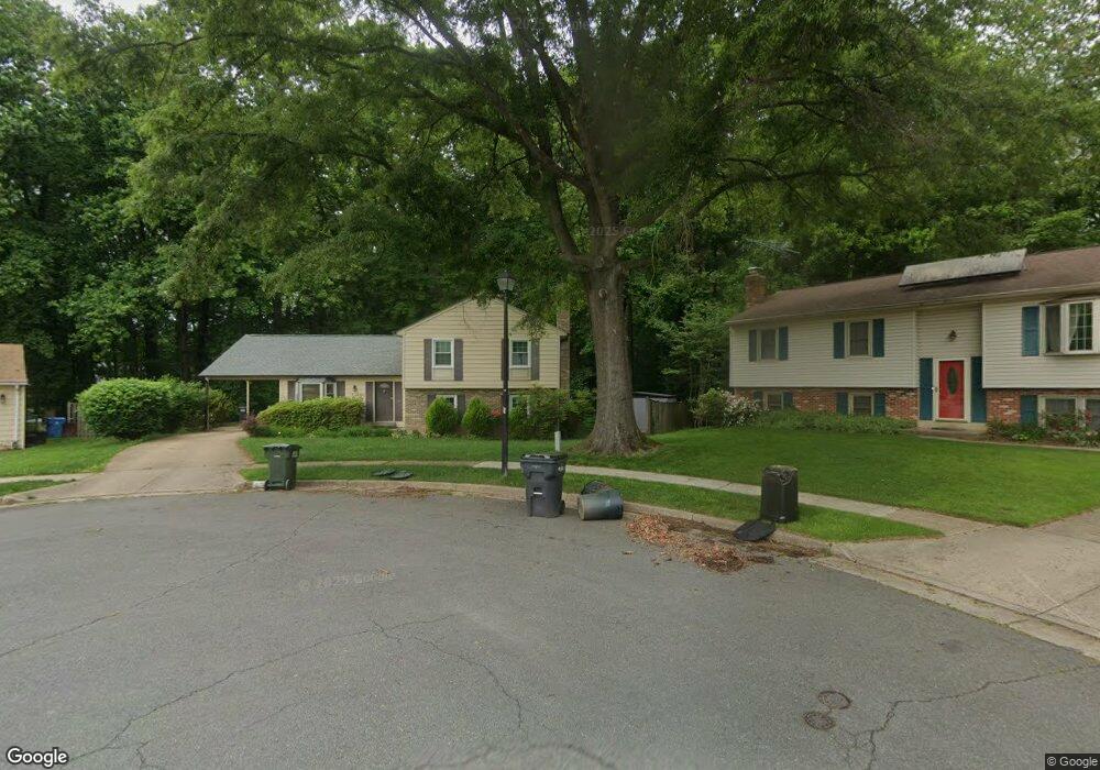 4350 Harvester Farm Ln, Fairfax, VA 22032 - photo 1