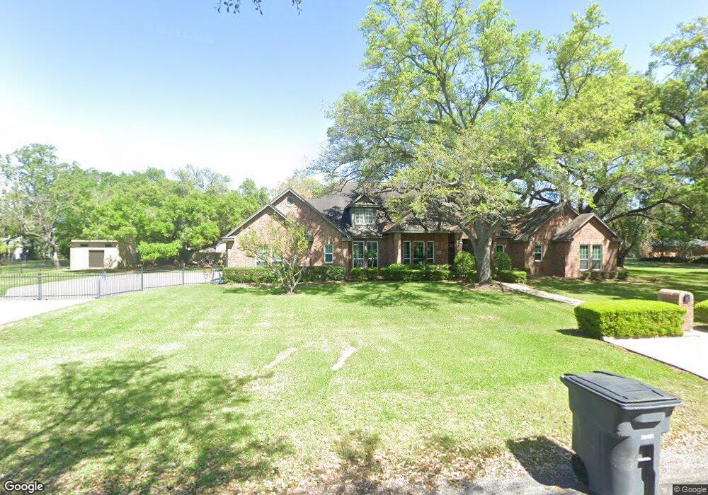 615 3rd St, Bay City, TX 77414 - photo 1