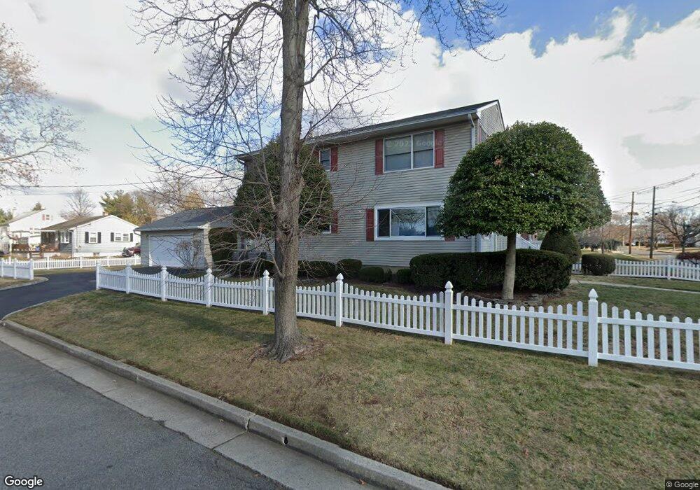 305 Walnut St, Middlesex, NJ 08846 - photo 1