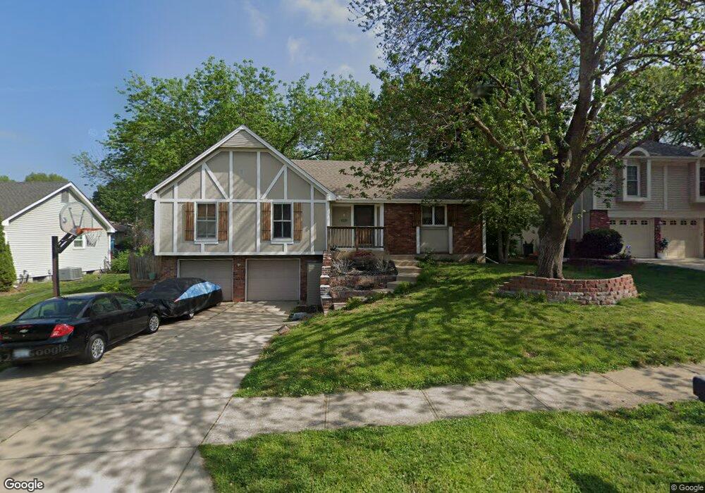 12412 W 101st St, Lenexa, KS 66215 - photo 1