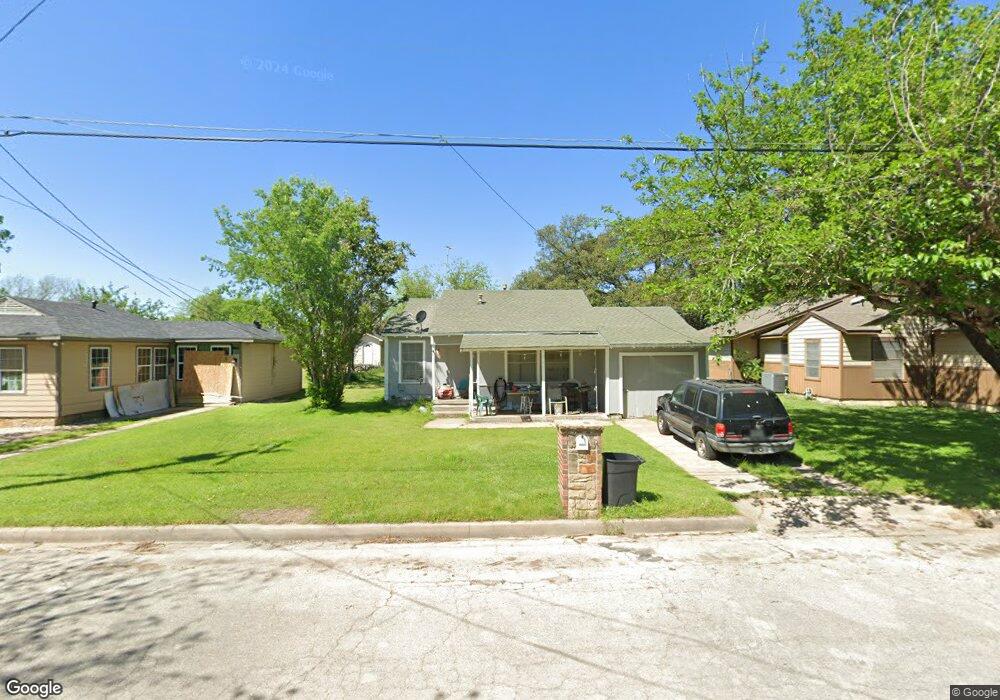 1305 Oliver St, Weatherford, TX 76086 - photo 1