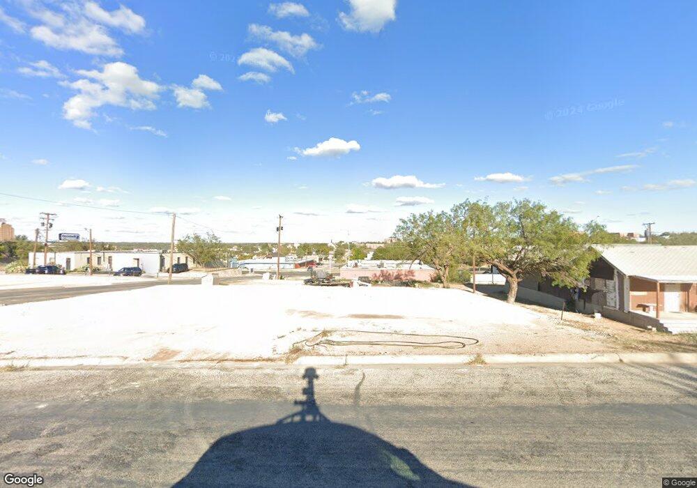 801 S Lancaster St, Big Spring, TX 79720 - photo 1