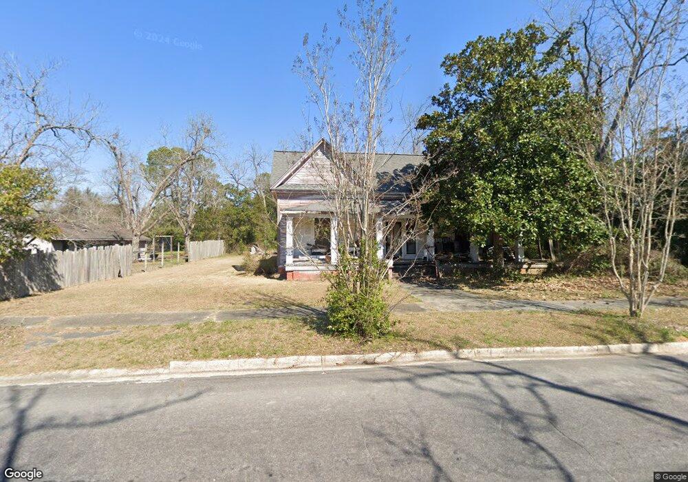306 W Liberty St, Mc Rae Helena, GA 31055 - photo 1
