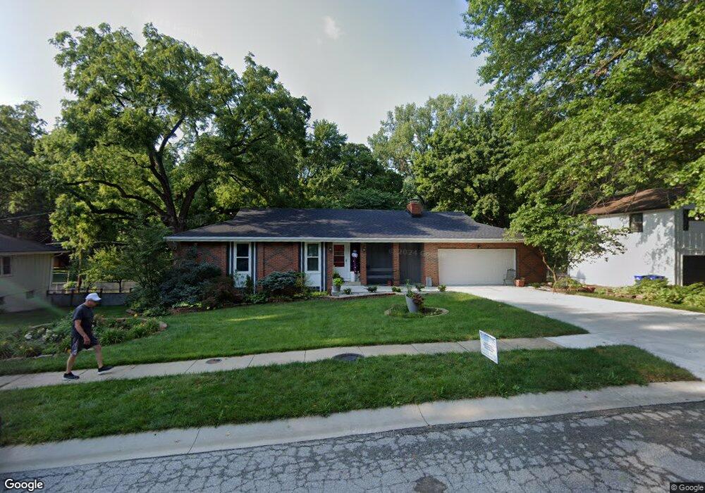 10211 W 70th St, Shawnee, KS 66203 - photo 1