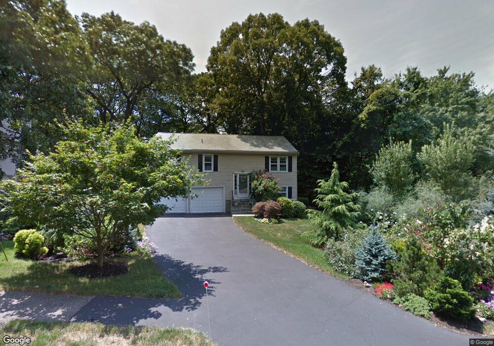 17 Possum Cir, Norwalk, CT 06854 - photo 1