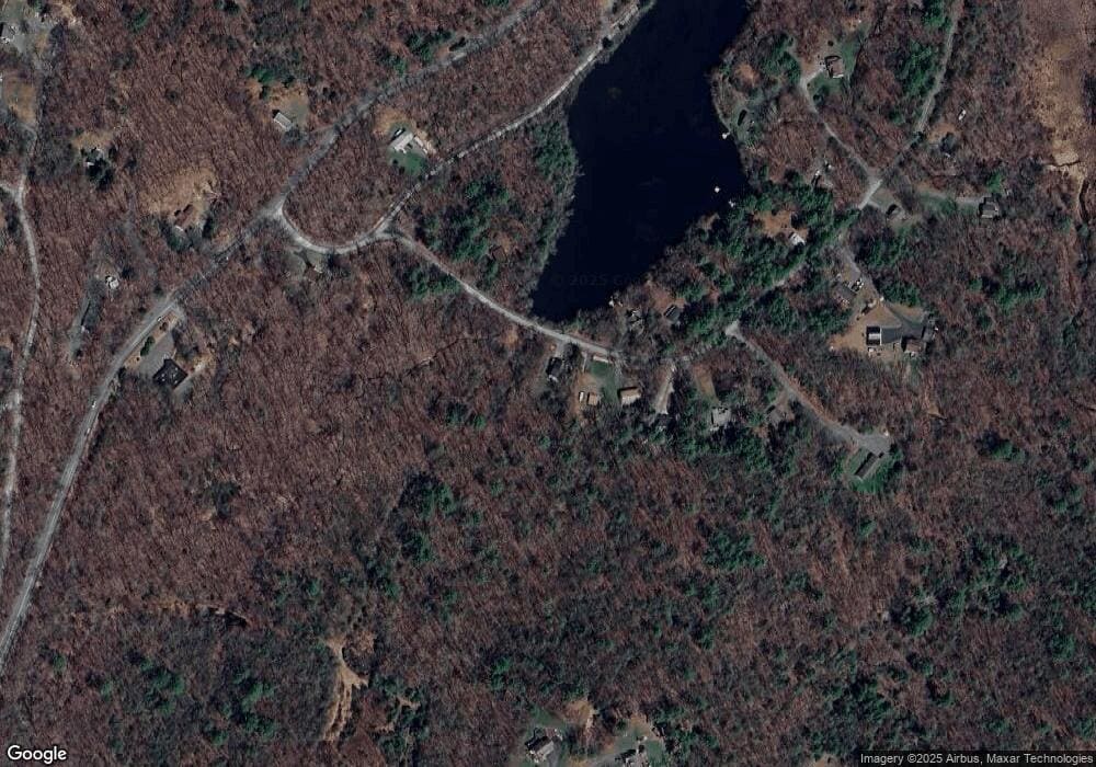 105 & 106 E Kemadobi Cir, Dingmans Ferry, PA 18328 - photo 1