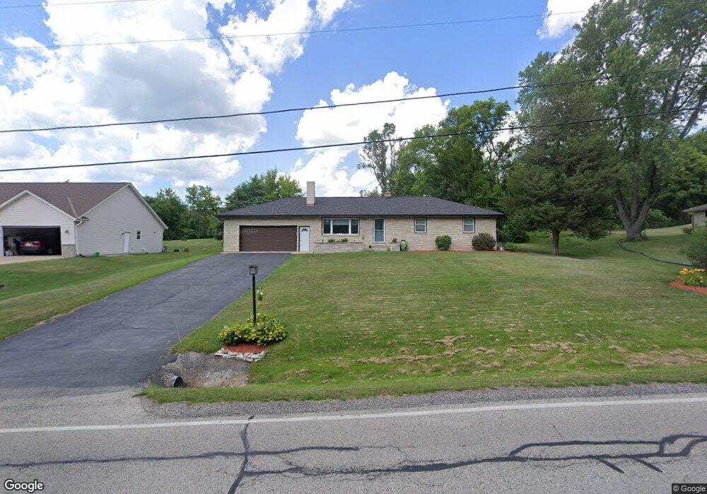 N56W26164 Richmond Rd, Sussex, WI 53089 - photo 1