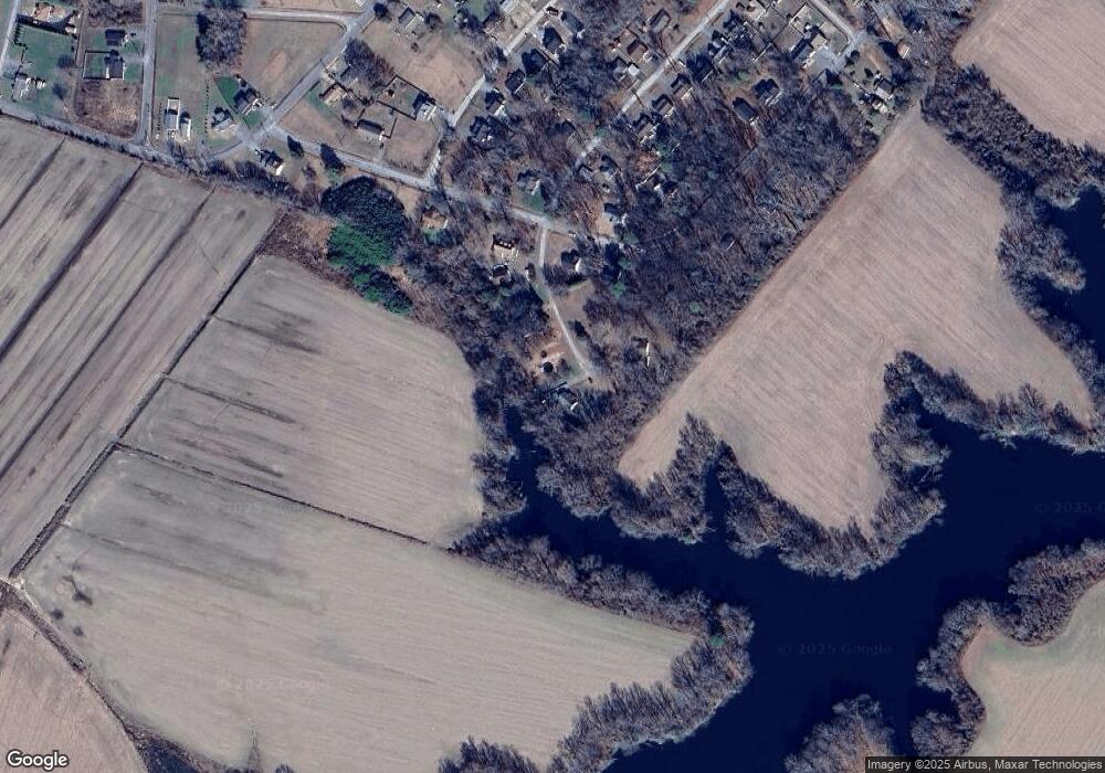 5 Nicholson Dr, Colonial Beach, VA 22443 - photo 1