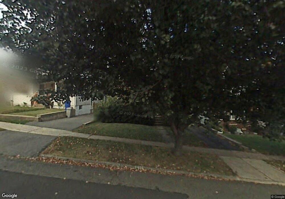 671 Teneyck Ave, Lyndhurst, NJ 07071 - photo 1