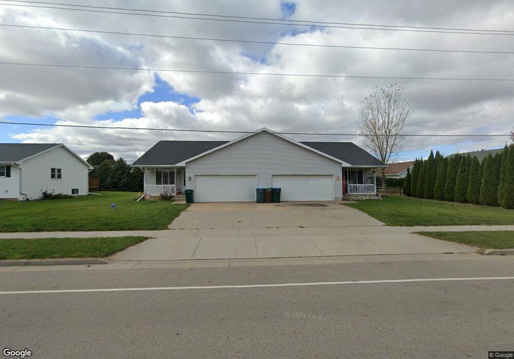 3555 N Gillett St, Appleton, WI 54914 - photo 1