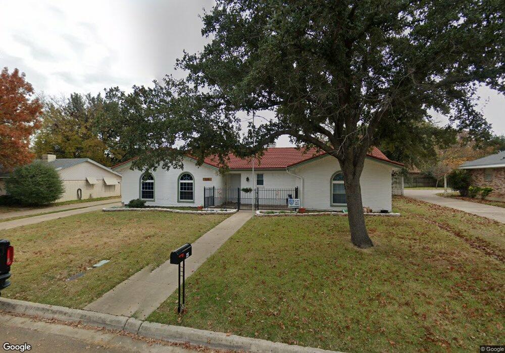 325 W Pleasantview Dr, Hurst, TX 76054 - photo 1