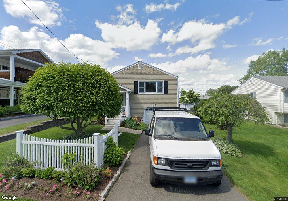 37 Norwood Ave, Milford, CT 06460 - photo 1