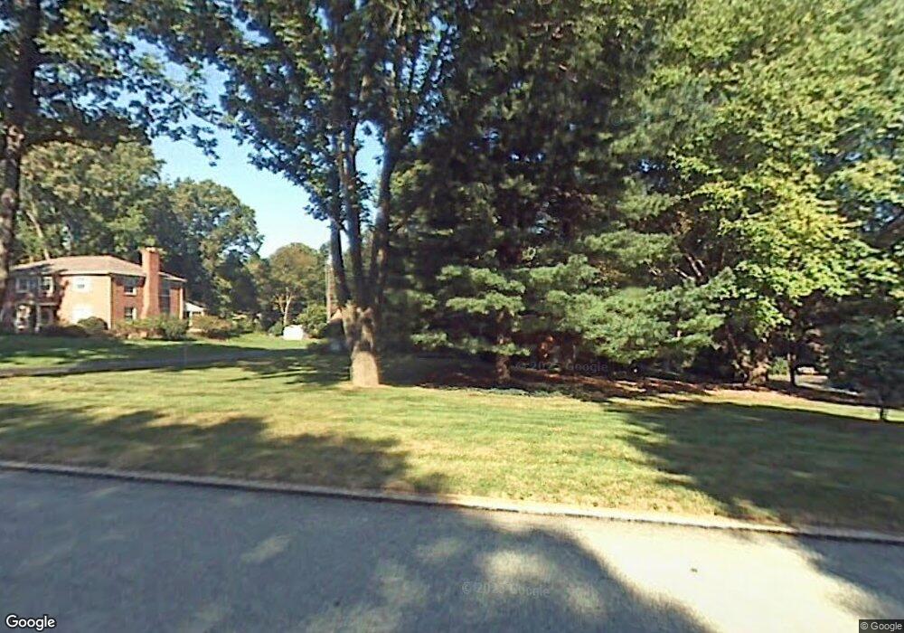 1023 Derwydd Ln, Berwyn, PA 19312 - photo 1