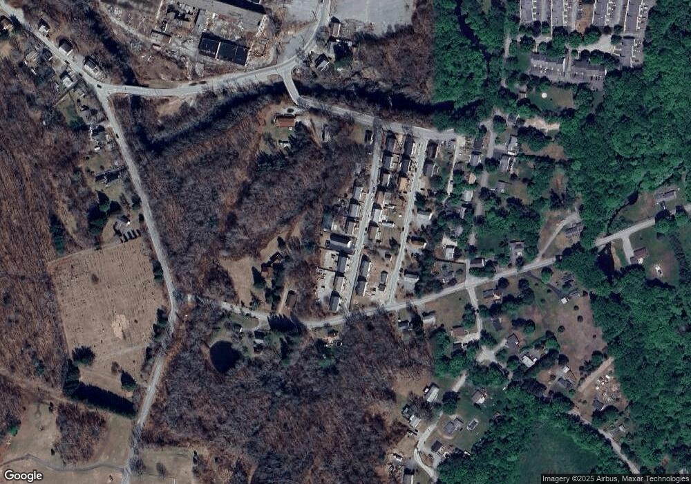 32 Aldrich Ave, Moosup, CT 06354 - photo 1