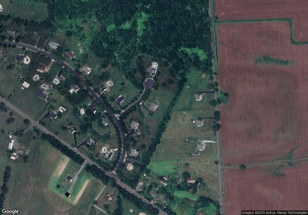 2 Devi Dr, Columbus, NJ 08022 - photo 1