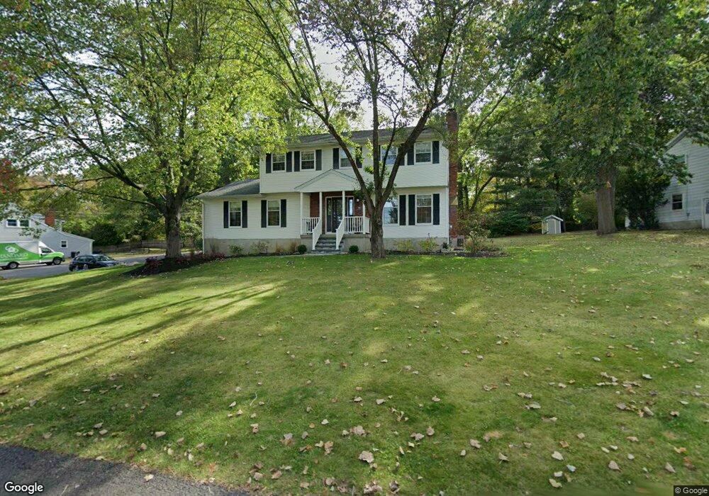 13 Oaktree Ln, Schenectady, NY 12309 - photo 1