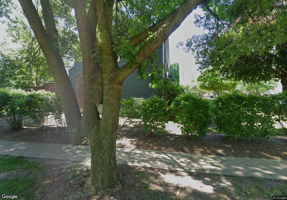 2200 Oberlin Ct, Naperville, IL 60565 - photo 1