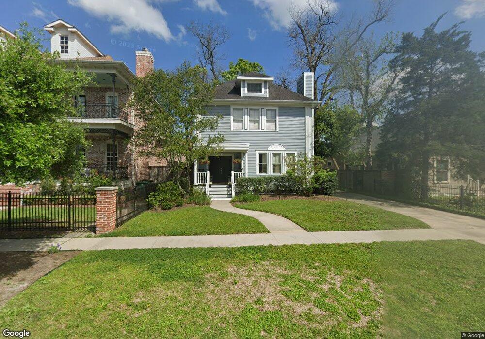 1616 Arlington St, Houston, TX 77008 - photo 1