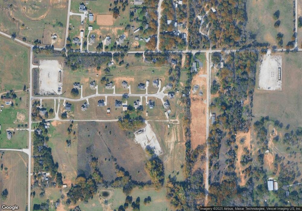 124 Lucy Kirk Ln, Springtown, TX 76082 - photo 1