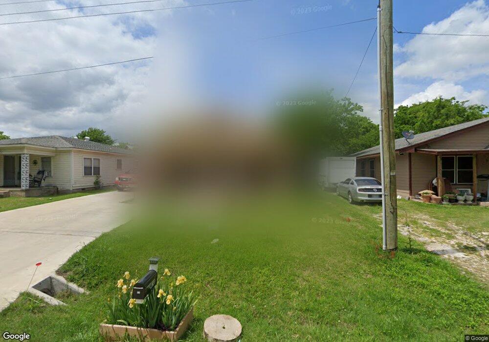 410 E Moore St, Ennis, TX 75119 - photo 1