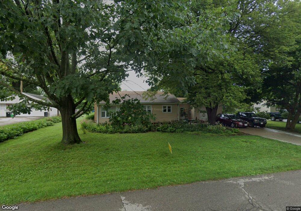 131 Robert Ln, Xenia, OH 45385 - photo 1