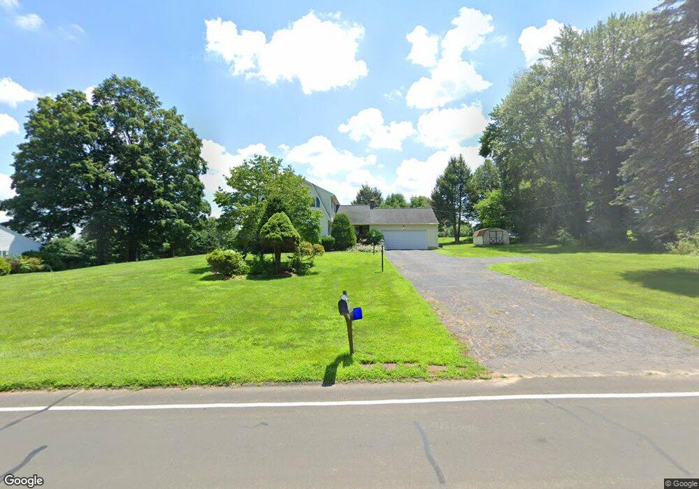 39 Burr Rd, Bloomfield, CT 06002 - photo 1