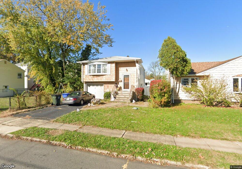 92 Pershing Ave, Iselin, NJ 08830 - photo 1